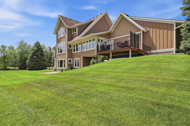 19475 Oak Grove Avenue, Prior Lake, MN 55372