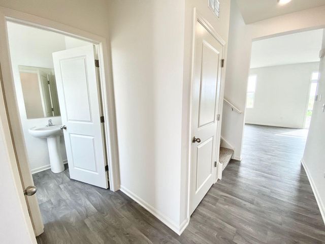 587 Osburn Street, Hebron, IN 46341