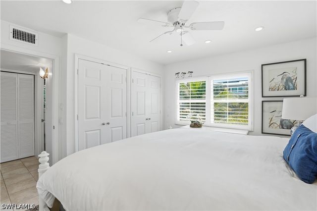 285 8th AVE S 285, Naples, FL 34102