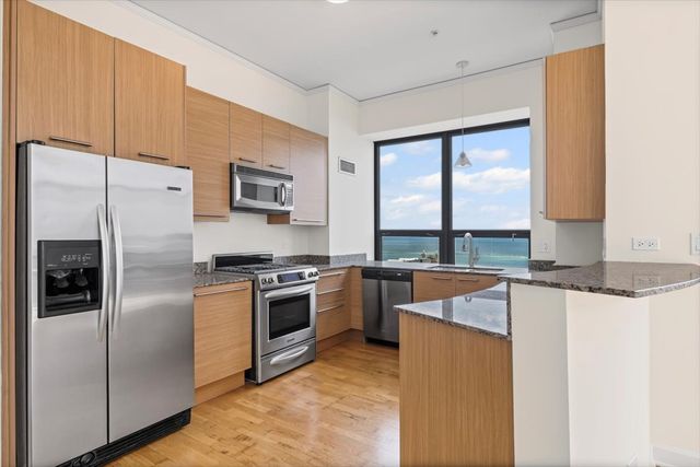 450 E Waterside Drive 2903, Chicago, IL 60601