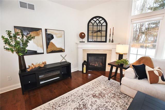 47 Samanthas Way, Henrietta, NY 14534