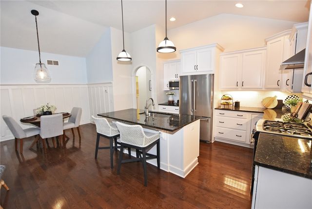 47 Samanthas Way, Henrietta, NY 14534