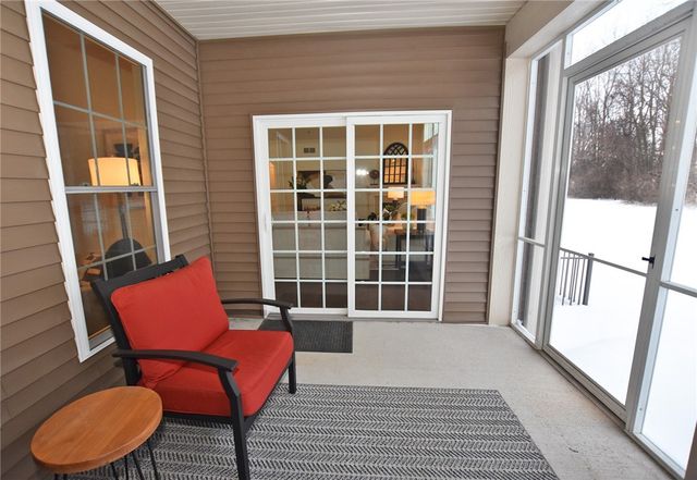 47 Samanthas Way, Henrietta, NY 14534