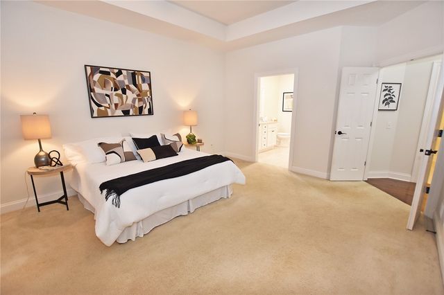 47 Samanthas Way, Henrietta, NY 14534