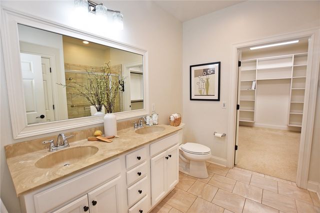 47 Samanthas Way, Henrietta, NY 14534