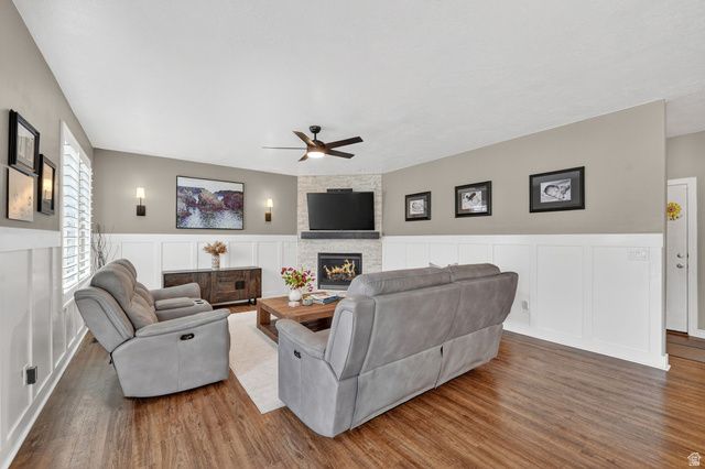 3372 W WATERBRIDGE CV, South Jordan, UT 84095