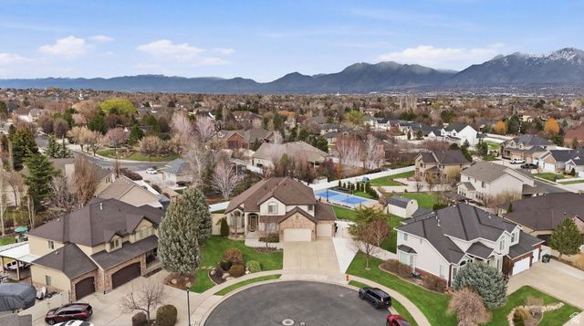 3372 W WATERBRIDGE CV, South Jordan, UT 84095