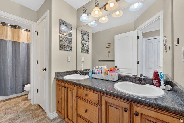 3372 W WATERBRIDGE CV, South Jordan, UT 84095