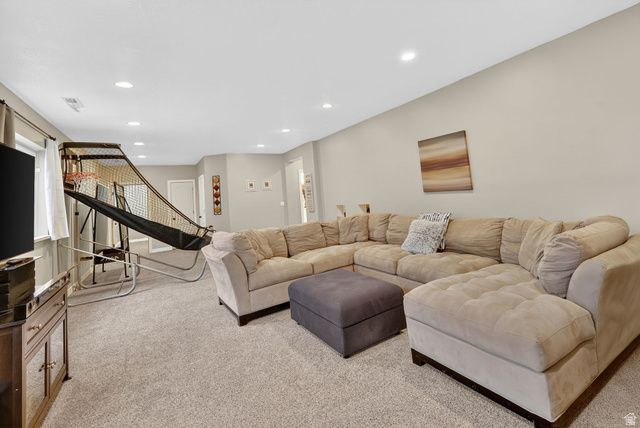 3372 W WATERBRIDGE CV, South Jordan, UT 84095