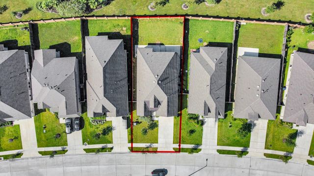 13021 Ocean Breeze Ln Lane, La Marque, TX 77568