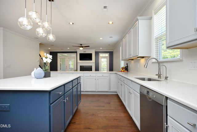 109 Wildwind Drive, Chapel Hill, NC 27516