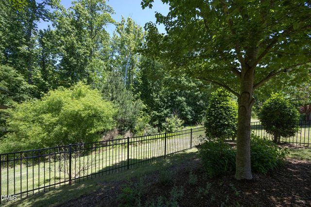 109 Wildwind Drive, Chapel Hill, NC 27516