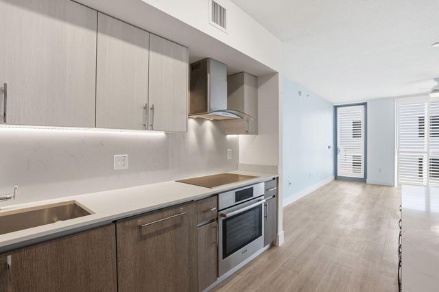 111 SE 1st Avenue 420, Delray Beach, FL 33444