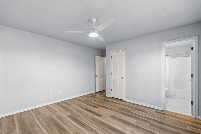 2400 SW Choctaw Street, Bentonville, AR 72712