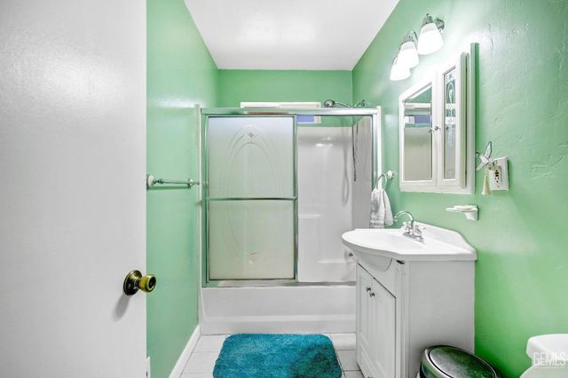 2824 Steensen Street, Lake Isabella, CA 93240