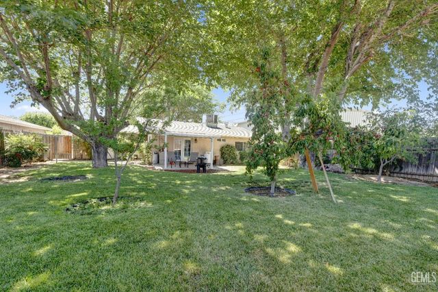 2824 Steensen Street, Lake Isabella, CA 93240