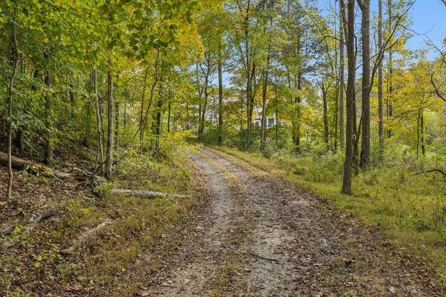 4388 Stenberg Rd, Whites Creek, TN 37189