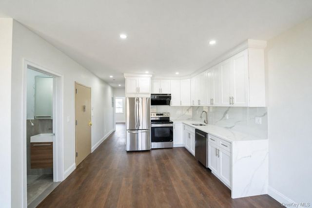 150-26 12th Road, Whitestone, NY 11357