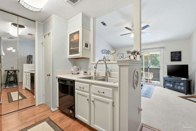 601 E Burgess Rd A6, Pensacola, FL 32504