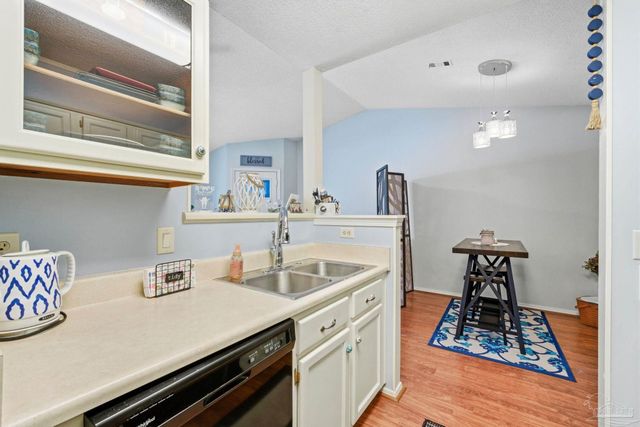 601 E Burgess Rd A6, Pensacola, FL 32504