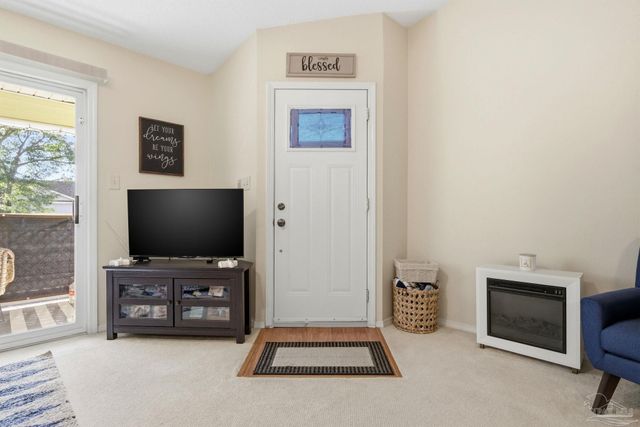 601 E Burgess Rd A6, Pensacola, FL 32504