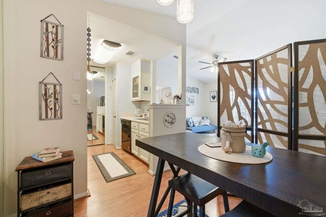 601 E Burgess Rd A6, Pensacola, FL 32504