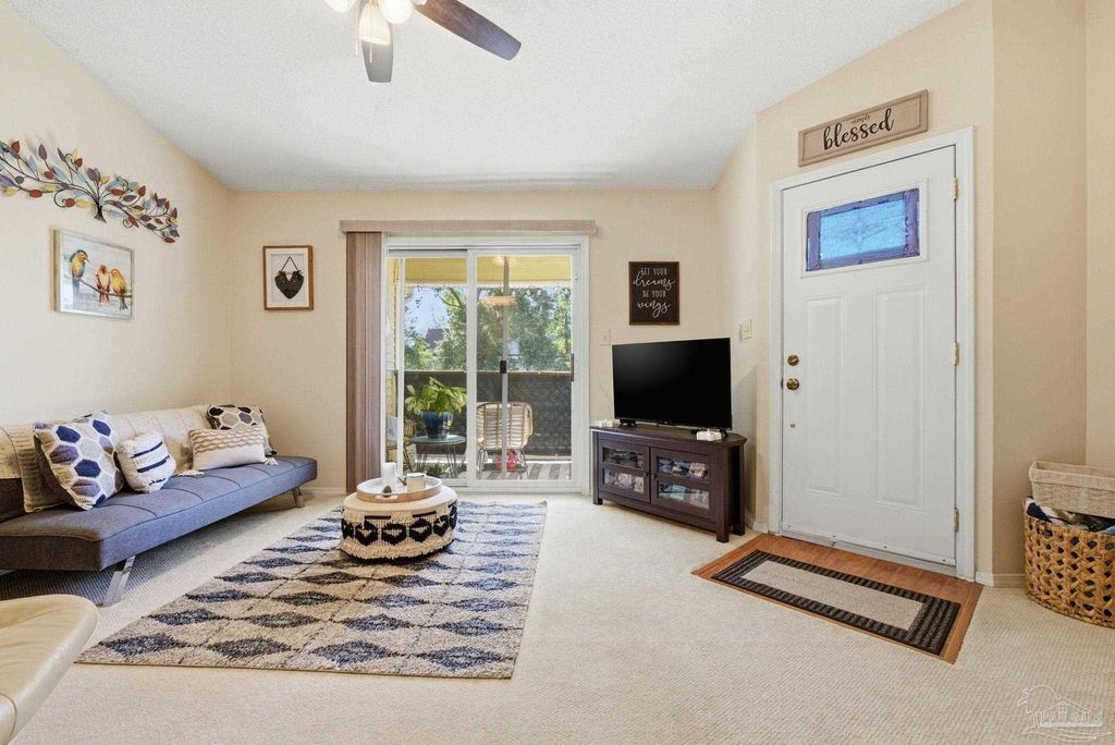 601 E Burgess Rd A6, Pensacola, FL 32504