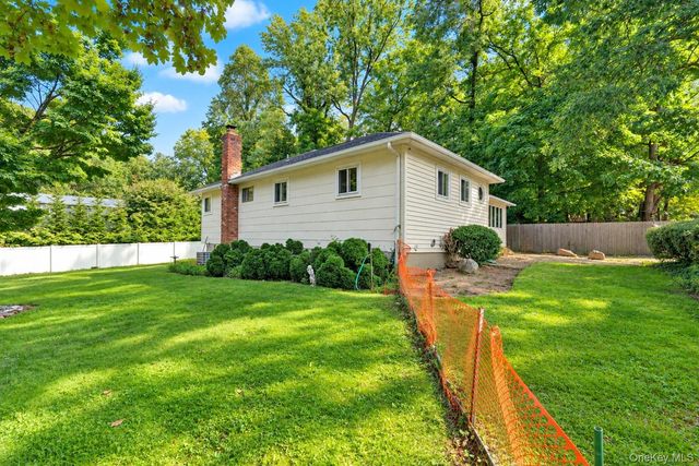164 Landing Road, Glen Cove, NY 11542