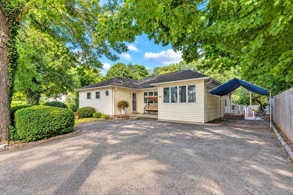 164 Landing Road, Glen Cove, NY 11542 — exterior