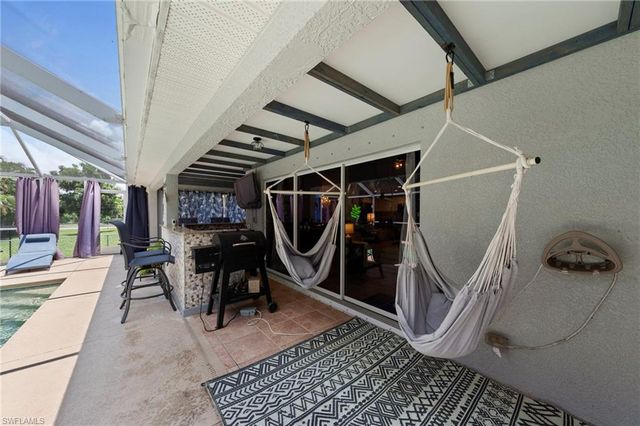 2633 32nd ST, Cape Coral, FL 33914