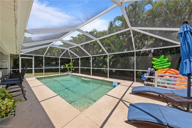 2633 32nd ST, Cape Coral, FL 33914