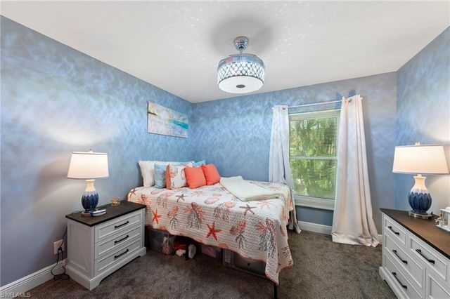 2633 32nd ST, Cape Coral, FL 33914