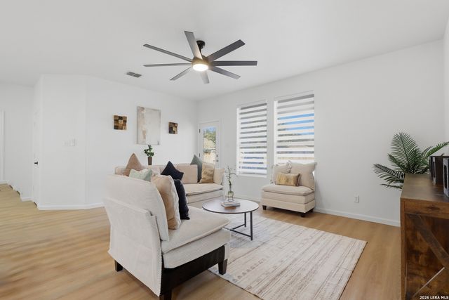 16210 Raceway Downs, Selma, TX 78154