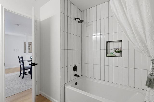 16210 Raceway Downs, Selma, TX 78154