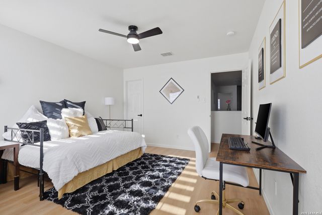 16210 Raceway Downs, Selma, TX 78154