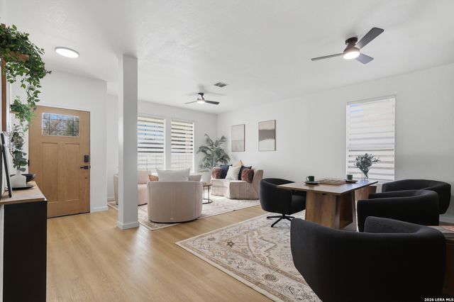 16210 Raceway Downs, Selma, TX 78154