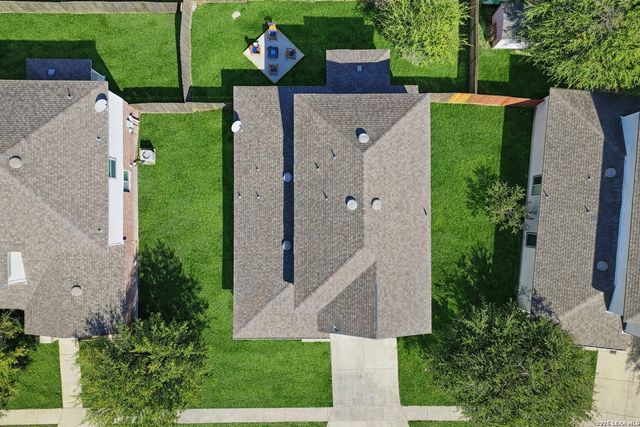 16210 Raceway Downs, Selma, TX 78154