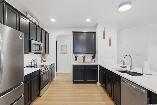 16210 Raceway Downs, Selma, TX 78154