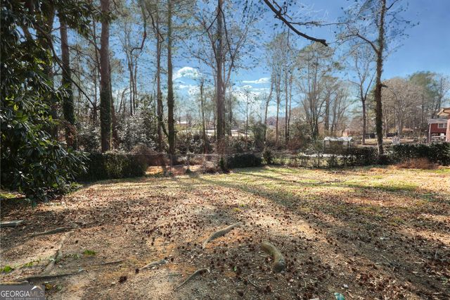 1077 Helen Street, Morrow, GA 30260