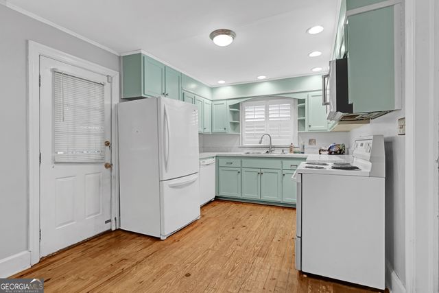 1077 Helen Street, Morrow, GA 30260