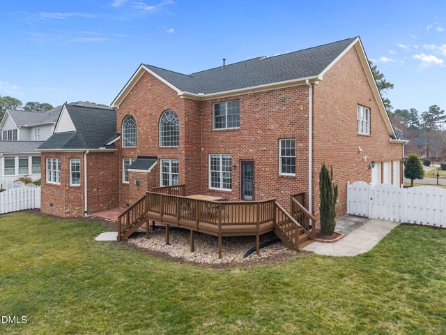 10712 Round Brook Circle, Raleigh, NC 27617