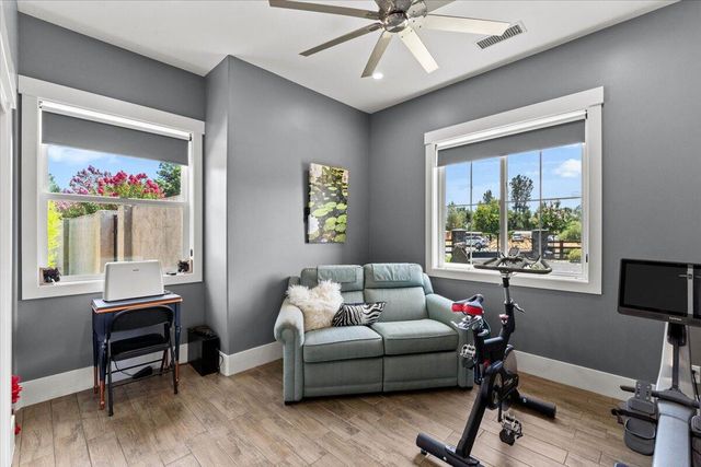 19580 Mockingbird Lane, Redding, CA 96002