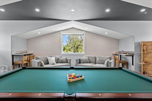 19580 Mockingbird Lane, Redding, CA 96002