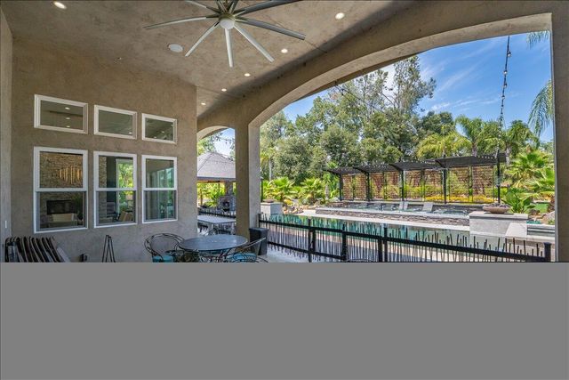 19580 Mockingbird Lane, Redding, CA 96002