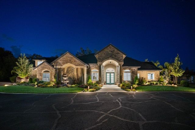 19580 Mockingbird Lane, Redding, CA 96002