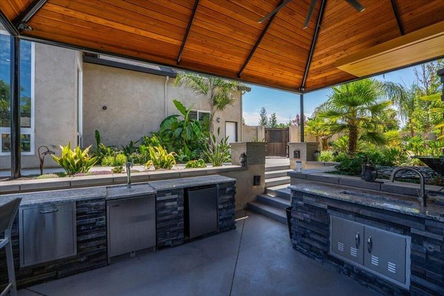 19580 Mockingbird Lane, Redding, CA 96002