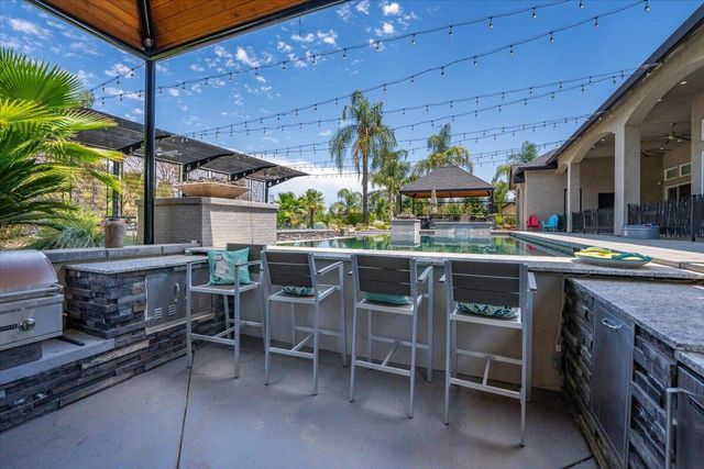 19580 Mockingbird Lane, Redding, CA 96002