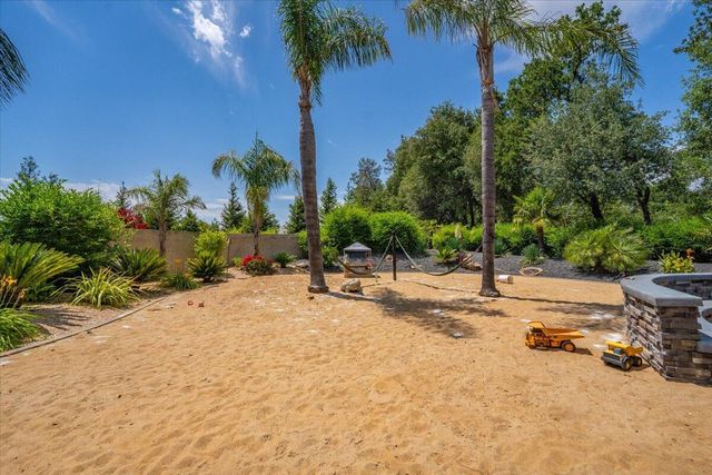 19580 Mockingbird Lane, Redding, CA 96002