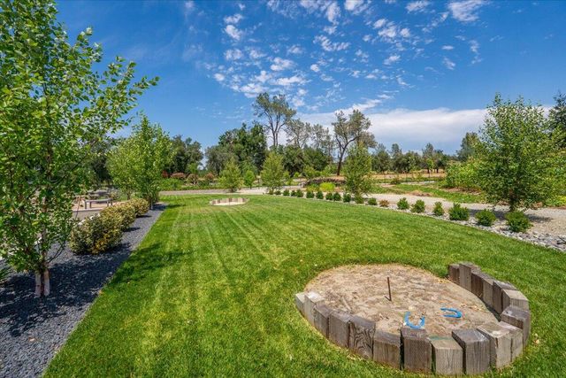 19580 Mockingbird Lane, Redding, CA 96002