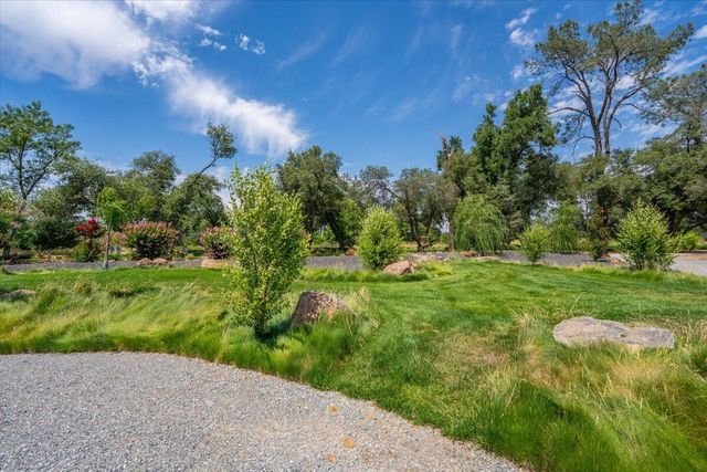 19580 Mockingbird Lane, Redding, CA 96002